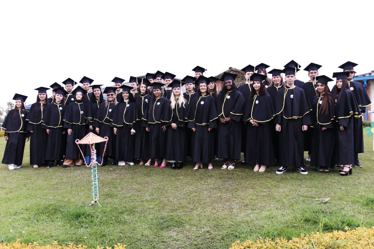 grupo de graduados de Santa Rosa de Osos